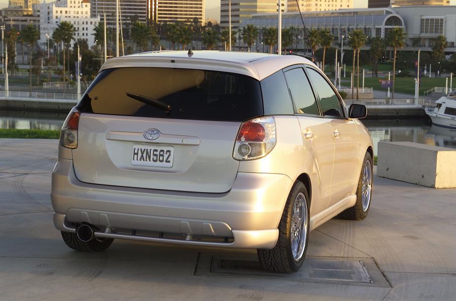  Toyota Corolla Matrix Concept (E130) 2001 года  (фото 6 из 34)